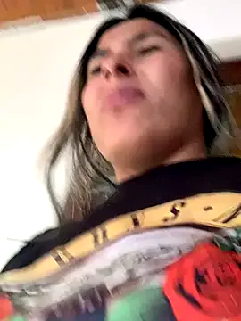 Cami_Leon2 — Squirt