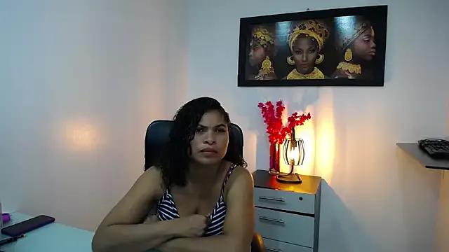 CamiilaReyes from StripChat is Freechat