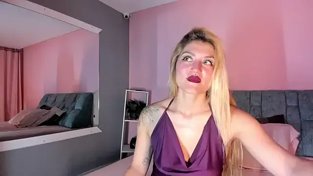 Camila_Russoo — toples x 3 min + spank tits