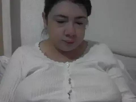 CamilaCherryX from StripChat is Freechat