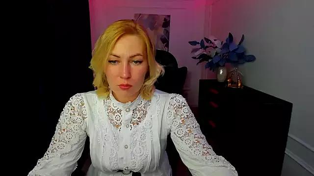 CamilaFatem from StripChat is Freechat