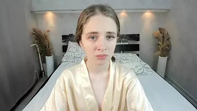 Try our girls live displays and explore the company of endless strippers, with beautiful physiques, vibrating toys and more.