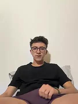 CamiRojas_boy from StripChat is Freechat