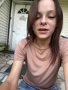 Candy_Shower from StripChat is Freechat