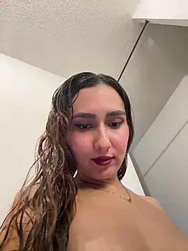 Try our girls live displays and explore the company of endless strippers, with beautiful physiques, vibrating toys and more.