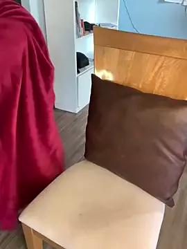 Canneela from StripChat is Freechat