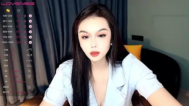 caomimi from StripChat is Freechat