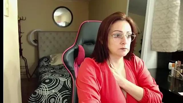 Carol_Scottt from StripChat is Freechat