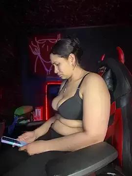 Try our girls live displays and explore the company of endless strippers, with beautiful physiques, vibrating toys and more.