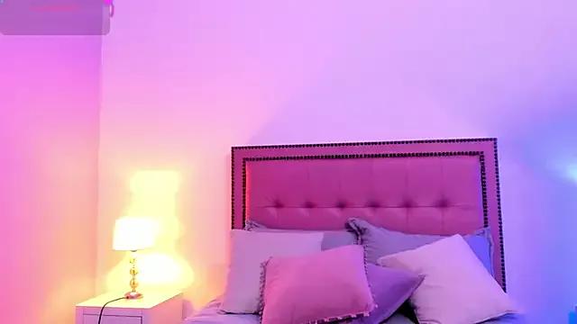 Photos of CarolinaGlamour from StripChat is Freechat