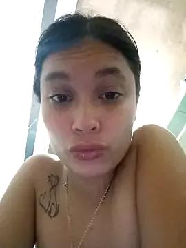 Caroline_Fox12 from StripChat is Freechat
