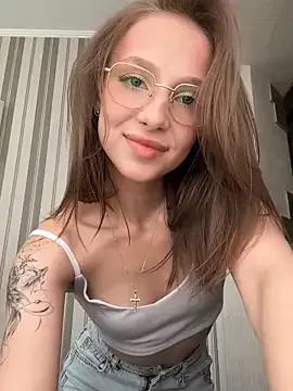 Try our girls live displays and explore the company of endless strippers, with beautiful physiques, vibrating toys and more.