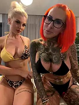Photos of CatCoxx from StripChat is Freechat
