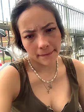 Avatar of Catia_Pink