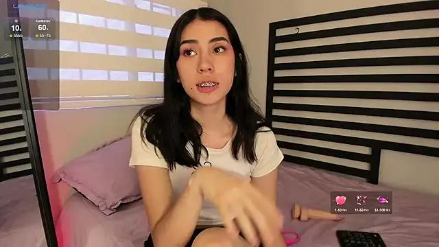 Catyloves from StripChat is Freechat