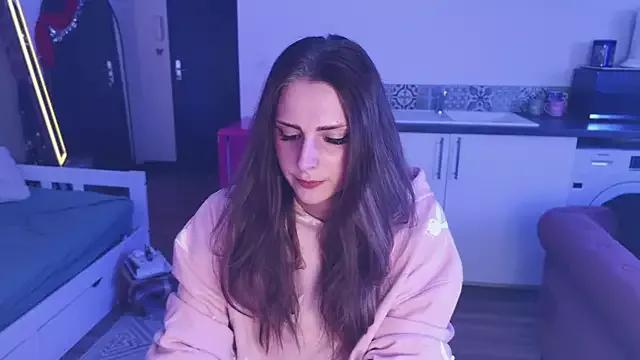 Try our girls live displays and explore the company of endless strippers, with beautiful physiques, vibrating toys and more.