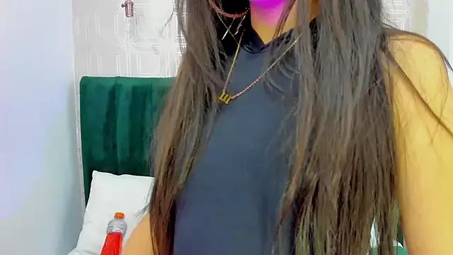 Try our girls live displays and explore the company of endless strippers, with beautiful physiques, vibrating toys and more.