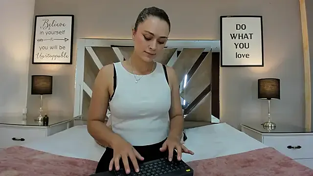 Avatar of cellestehot