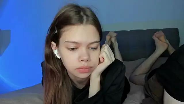 Try our girls live displays and explore the company of endless strippers, with beautiful physiques, vibrating toys and more.