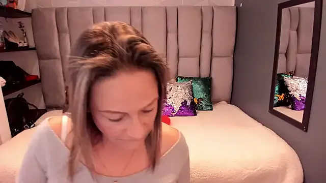 Charlot_milf — DIAMOND FOX TAIL PLUG+DOMIX3 CONTROL