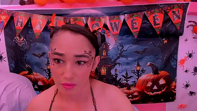 Avatar of charlotte-11