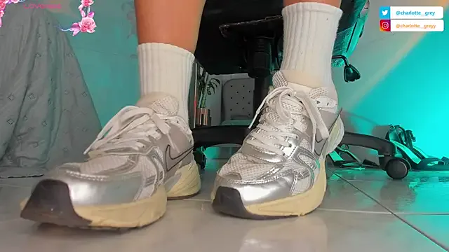 Avatar of charlotte__grey