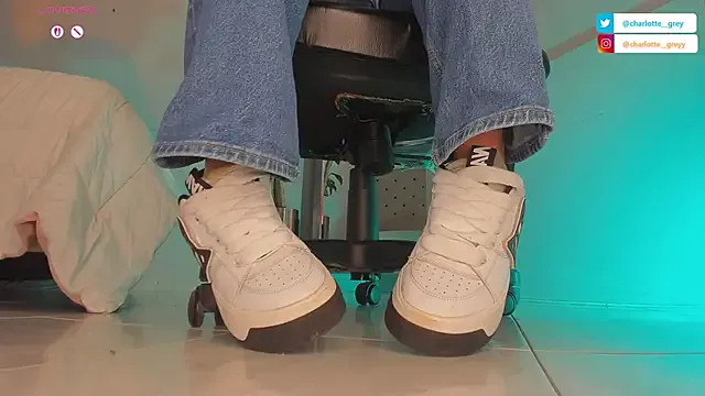 Avatar of charlotte__grey