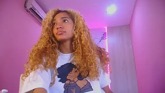 Avatar of Charlotte_Love10