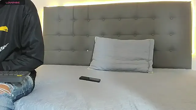 Avatar of CharlotteAndSimon