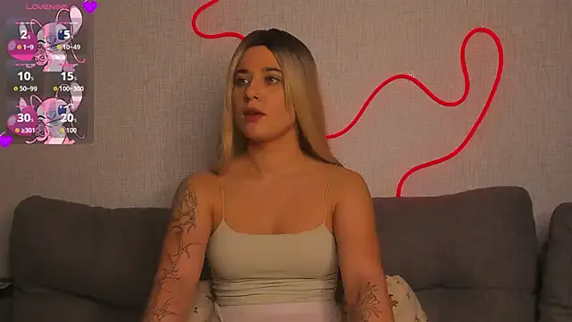 Cherry_B1isss — Blow a kiss