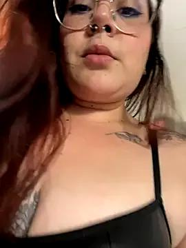 Try our girls live displays and explore the company of endless strippers, with beautiful physiques, vibrating toys and more.