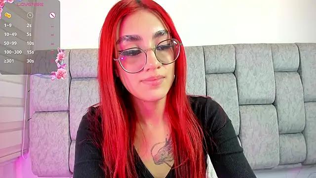 Try our girls live displays and explore the company of endless strippers, with beautiful physiques, vibrating toys and more.