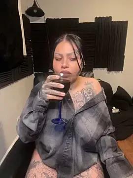 Photos of chicanachic13 from StripChat is Freechat