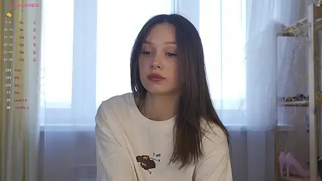 chillgirll from StripChat is Freechat