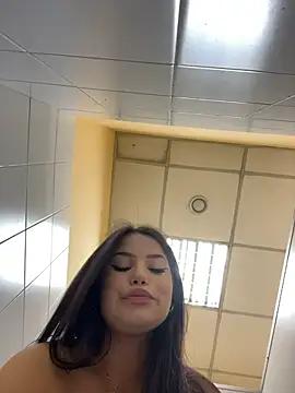 Try our girls live displays and explore the company of endless strippers, with beautiful physiques, vibrating toys and more.