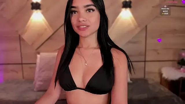 Try our girls live displays and explore the company of endless strippers, with beautiful physiques, vibrating toys and more.