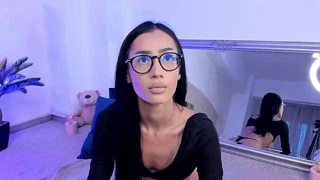 ChloeObril from StripChat is Freechat