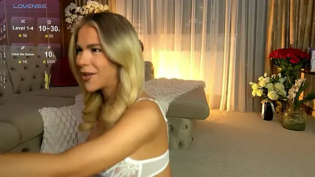 Avatar of ChloeVelvetx