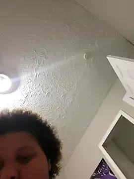 chocolate_bella from StripChat is Freechat