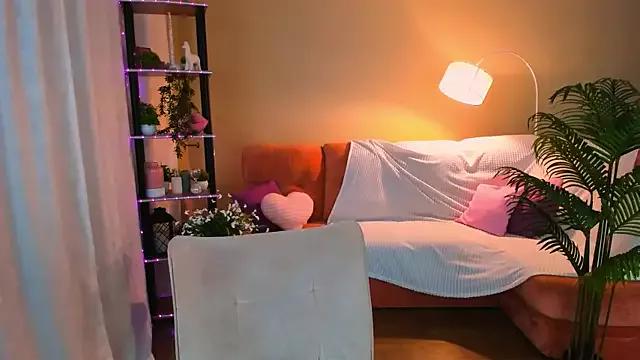 Try our girls live displays and explore the company of endless strippers, with beautiful physiques, vibrating toys and more.