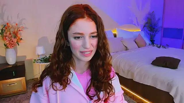 ChristinaConteeree from StripChat is Freechat