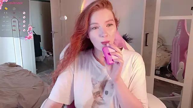 Try our girls live displays and explore the company of endless strippers, with beautiful physiques, vibrating toys and more.