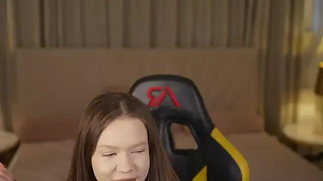 Try our girls live displays and explore the company of endless strippers, with beautiful physiques, vibrating toys and more.