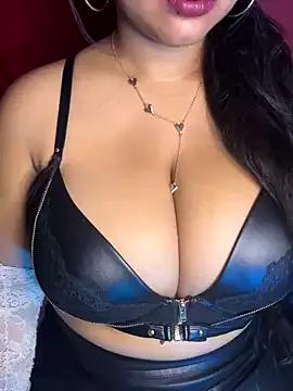 Try our girls live displays and explore the company of endless strippers, with beautiful physiques, vibrating toys and more.
