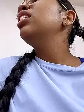 CloeeHills_ from StripChat is Freechat