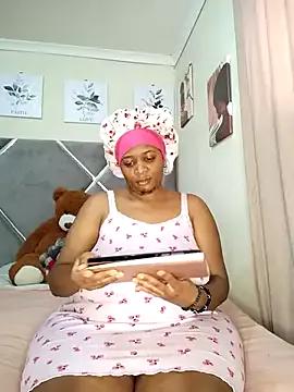 CocoBootyyy from StripChat is Freechat