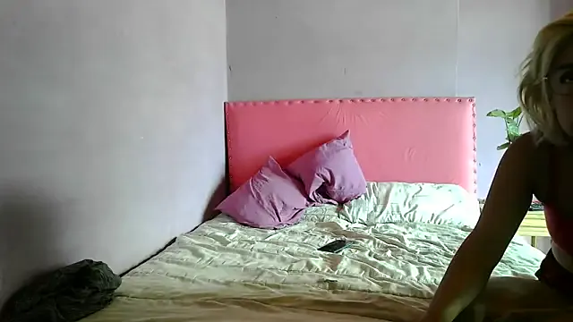 cojeelcamino — out bra 10 min