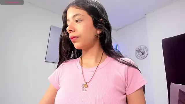 coraltaylor from StripChat is Freechat