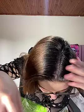 Try our girls live displays and explore the company of endless strippers, with beautiful physiques, vibrating toys and more.