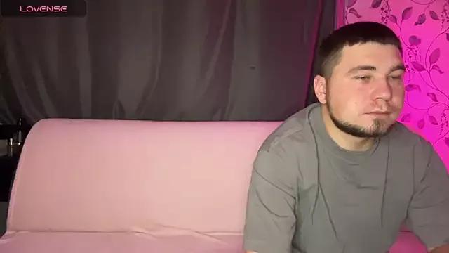 coupleinspire from StripChat is Freechat